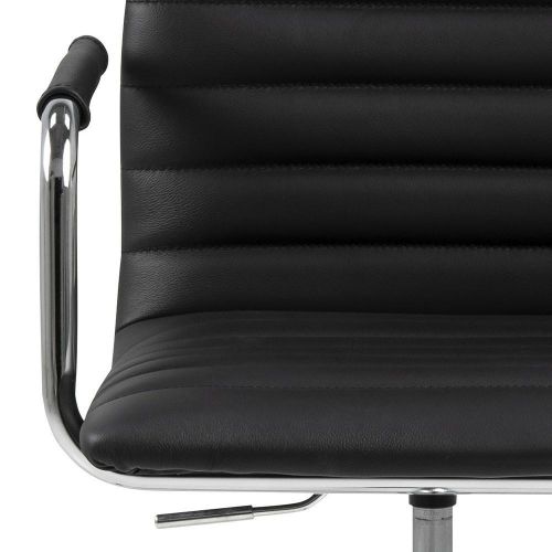 Czarne krzesło biurowe denison z blokadą kółek